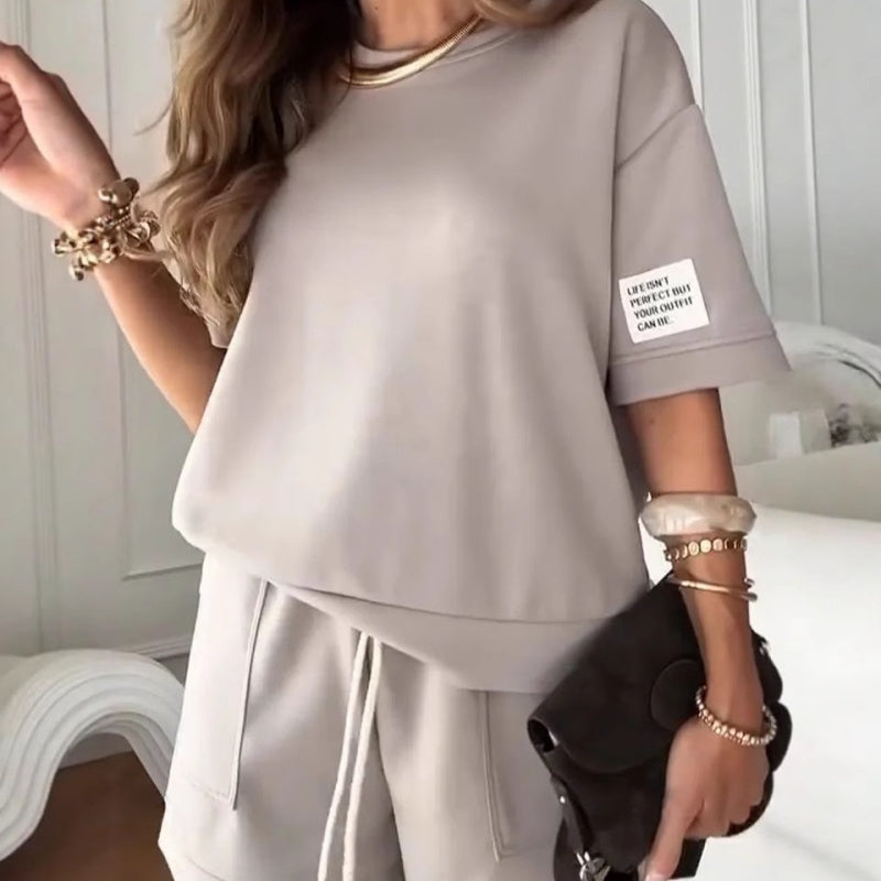 🌟Damen-Zweiteiler mit stylischem Top und Shorts