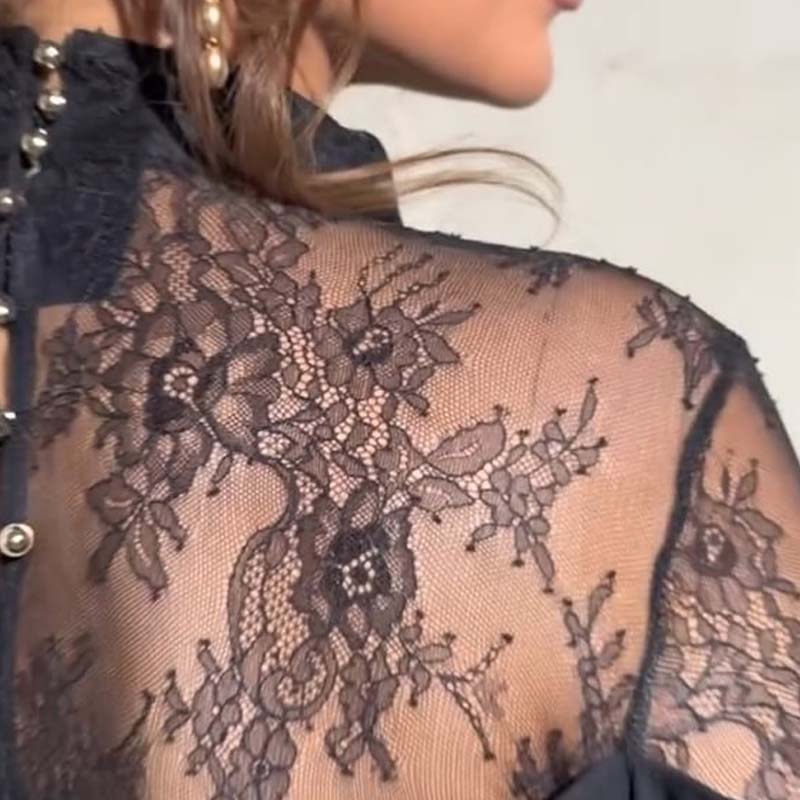 Damen elegantes Midikleid mit Stehkragen und Spitzen-Detail am Rücken